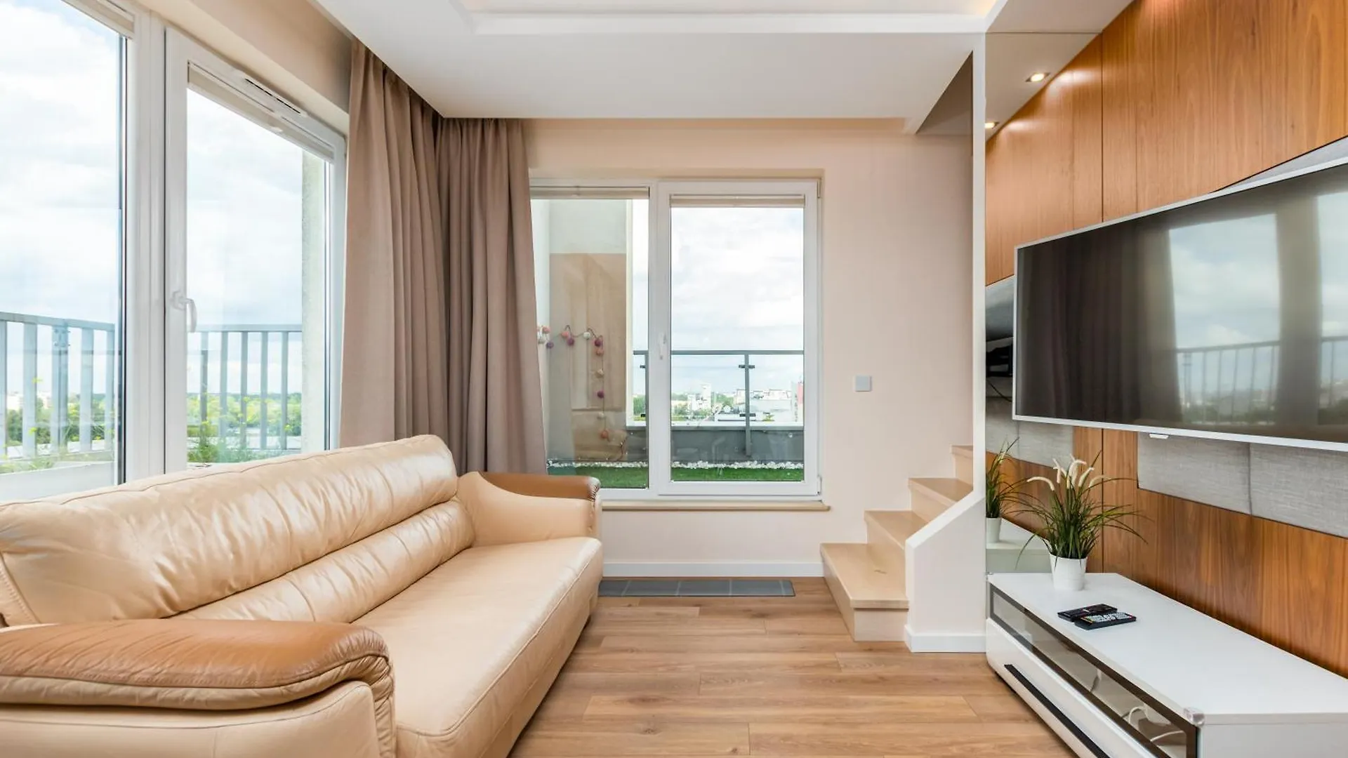 Apartment Sokolowska 9 By Homeprime Warsaw Poland
