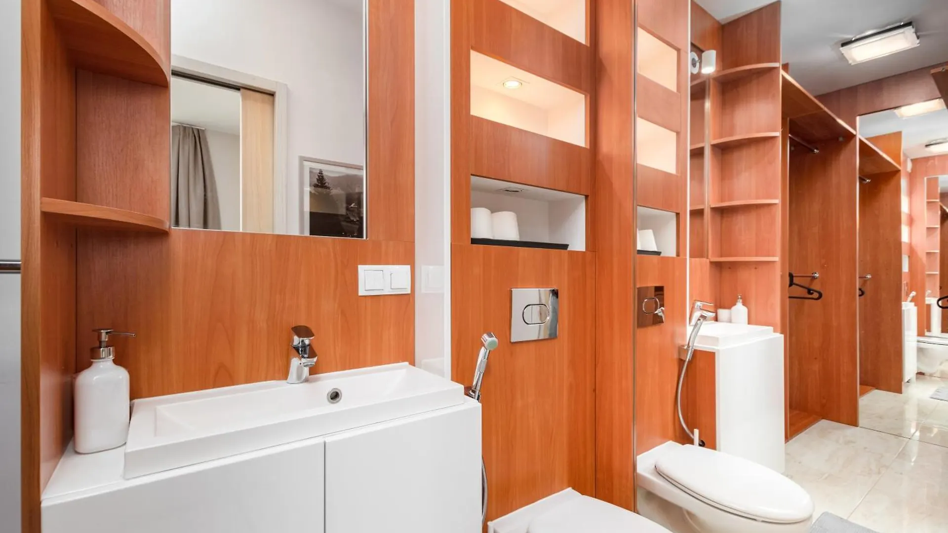 Sokolowska 9 By Homeprime Warsaw Poland